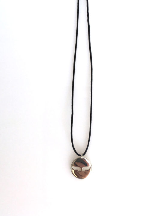 113 collier aile trouee web